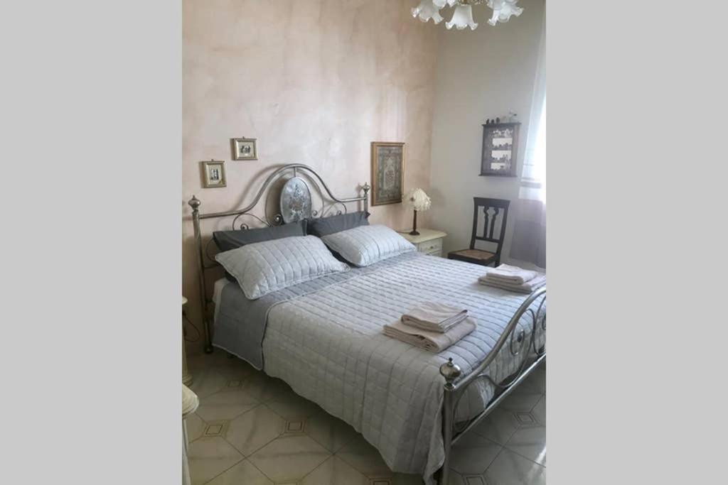 Sweet Apartment Fronte Mare - Livorno Kültér fotó